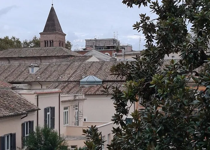 Al Campanile Trastevere *